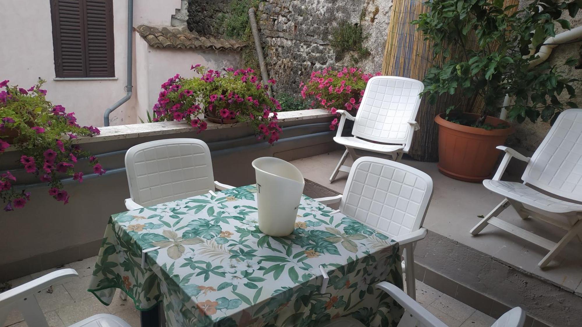 Il Ciclope Di Annalisa Apartamento Alatri Exterior foto